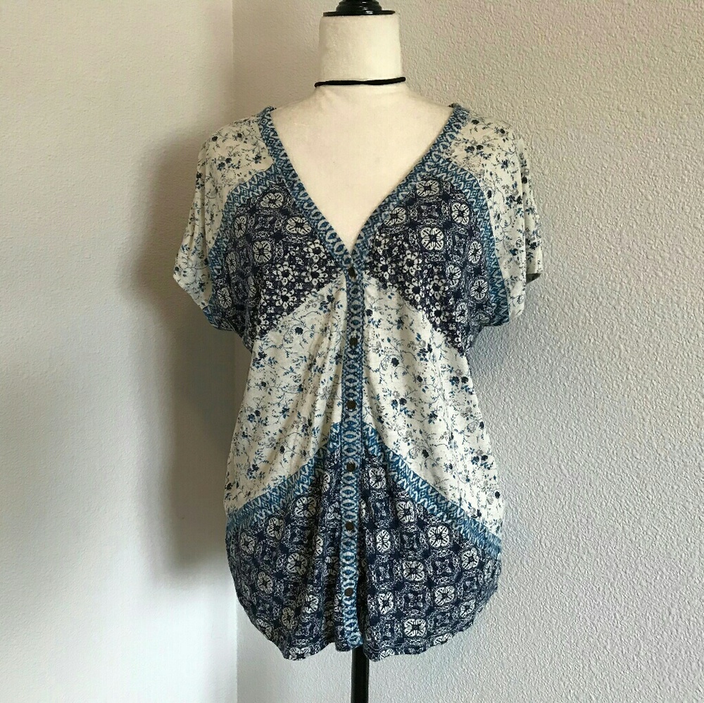 Blue and white super cute